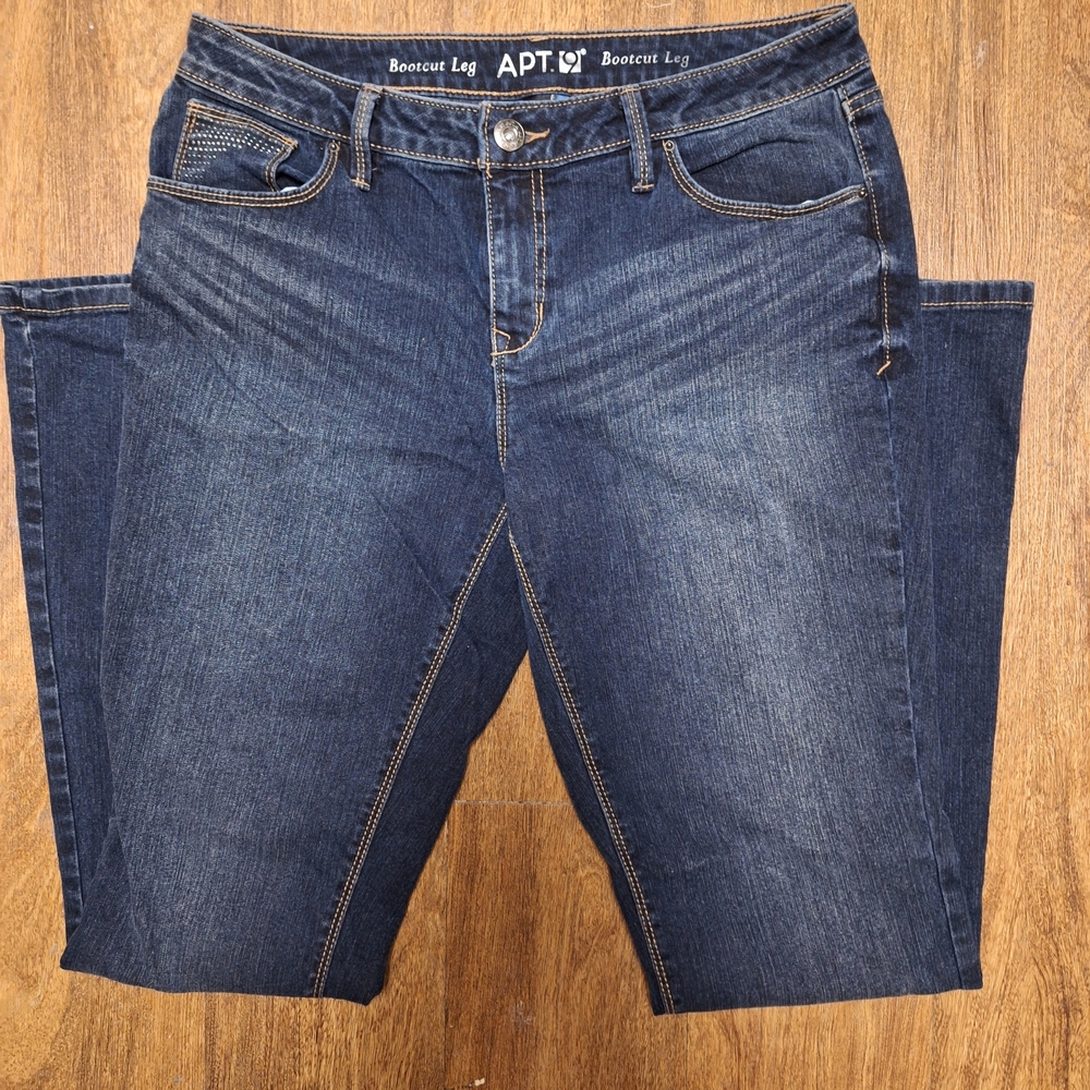 NWOT 'Apt. 9' Dark Blue Bootcut Jeans- Embellished Metal Pockets- Size 8